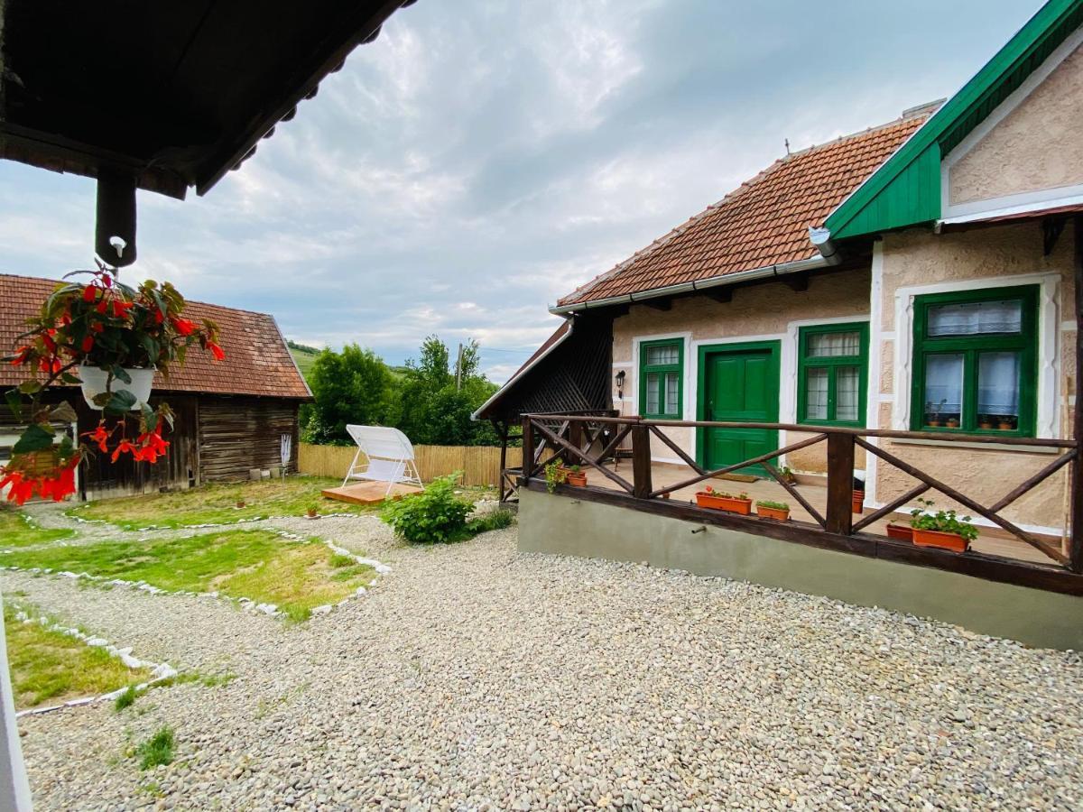 Slow Living Cottage, Dobolii De Sus Екстер'єр фото