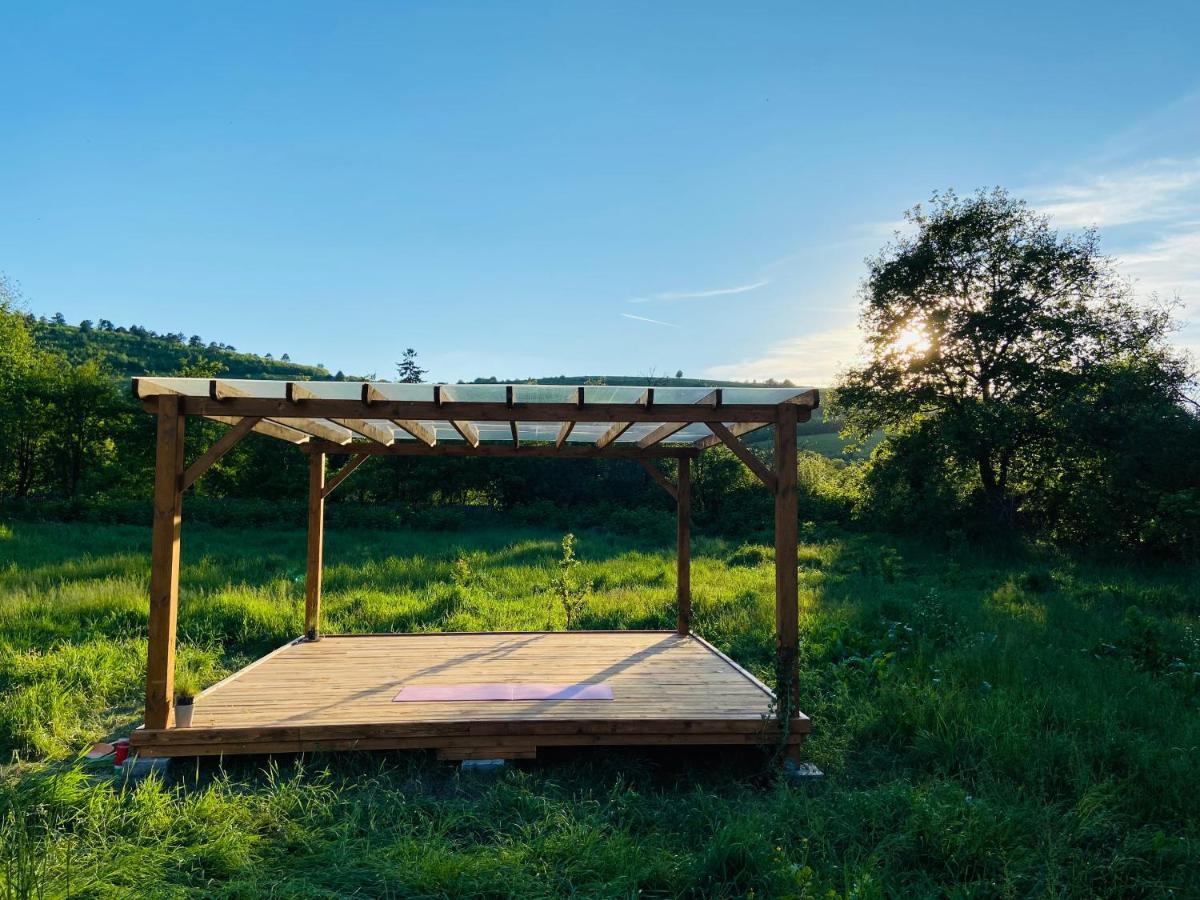 Slow Living Cottage, Dobolii De Sus Екстер'єр фото